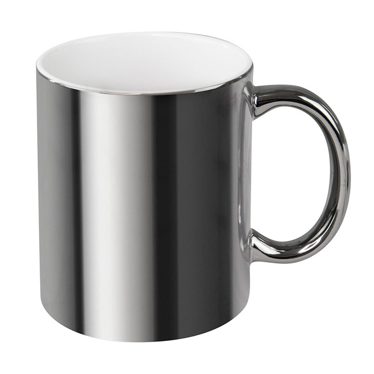 Metallischer Hingucker! – Der Silberüberzug der Tasse kann sublimiert werden.